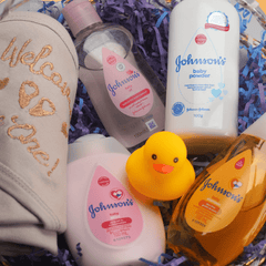 Johnson's® Baby Care Essentials Basket – Gender Tones