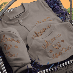 Pink Newborn Outfit Set – Welcome Baby Gift Basket