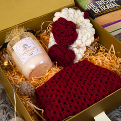Crimson Rose Crochet Gajra, Candle & Pouch Festive Gift Set
