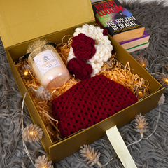 Crimson Rose Crochet Gajra, Candle & Pouch Festive Gift Set