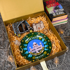 Cultural Heritage Truck Art Plate & Lahore Souvenir Gift Set