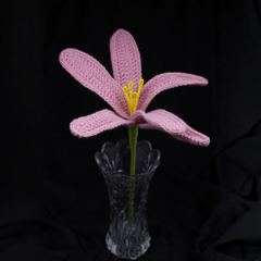 Dusty Pink Crochet Lily