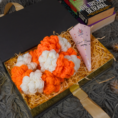Marigold Bloom Crochet Gajra & Organic Henna Festive Combo Set