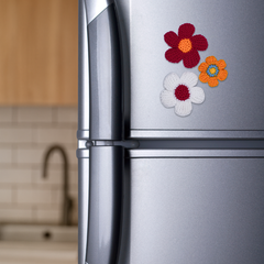 Handmade Daisy Fridge Magnet – Classic White