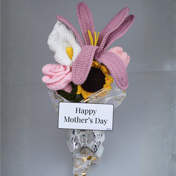 Mix (Her) Mother’s Day Crochet Bouquet with Happy Mother’s Day Tag