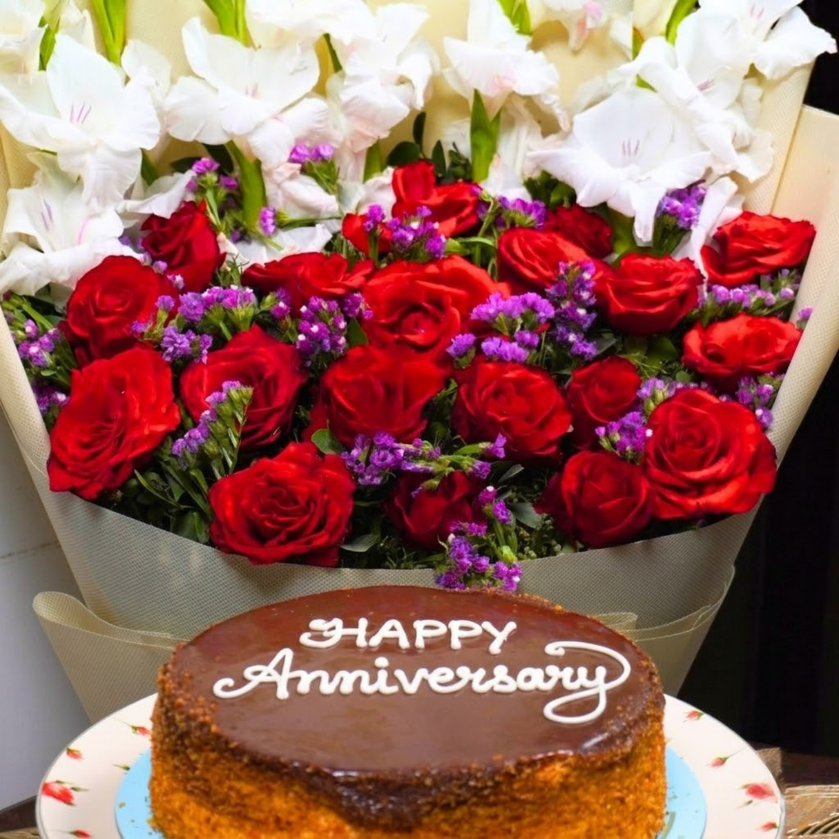 Grand Floral & Chocolate Indulgence Set