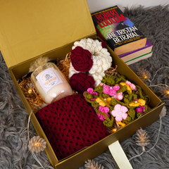 Crimson Elegance Ultimate Multi-Gajra, Candle & Pouch Gift Luxury Set