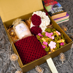 Crimson Elegance Ultimate Multi-Gajra, Candle & Pouch Gift Luxury Set